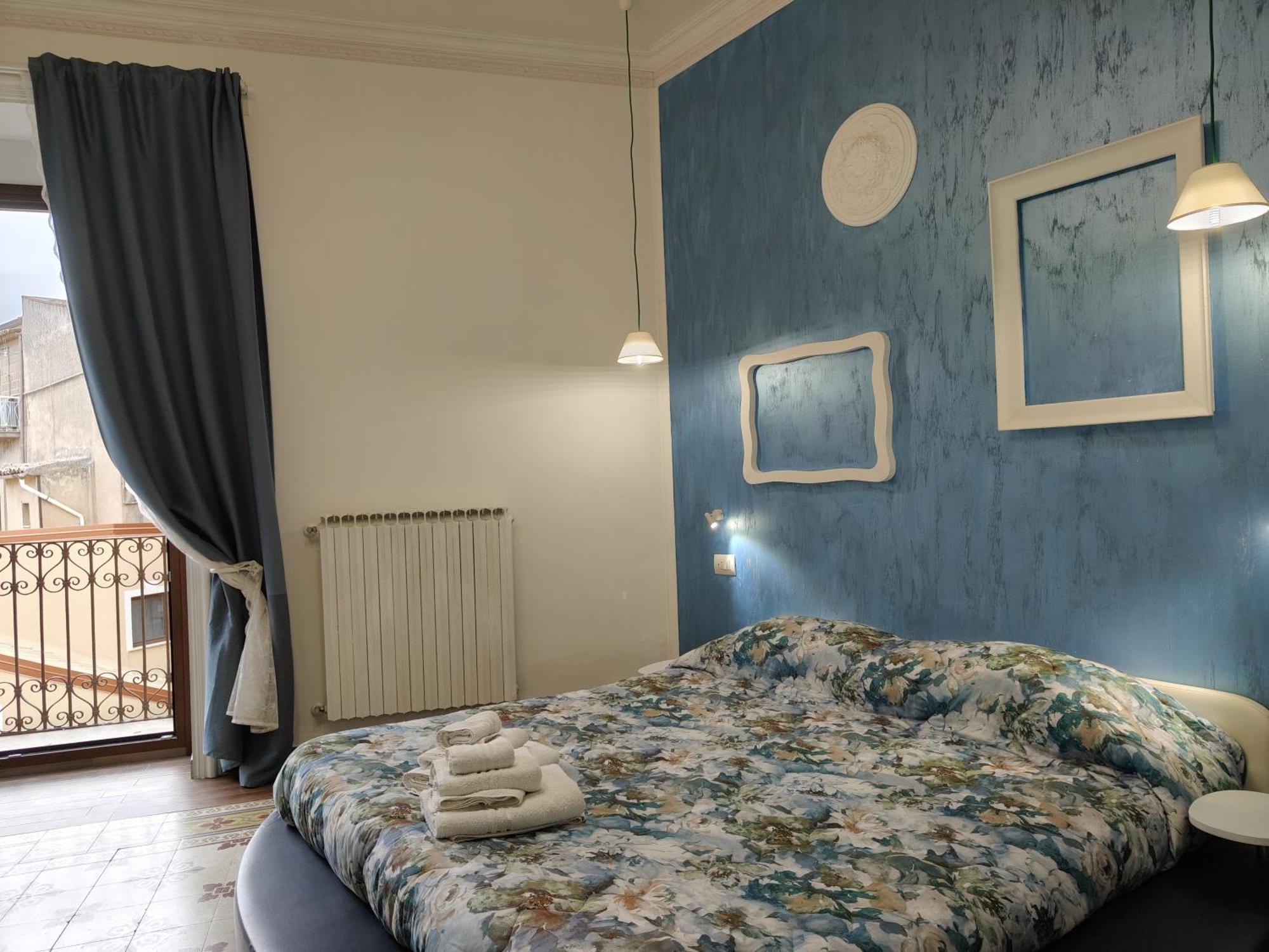 Suite Inn Centro Dimora Storica Enna Eksteriør billede