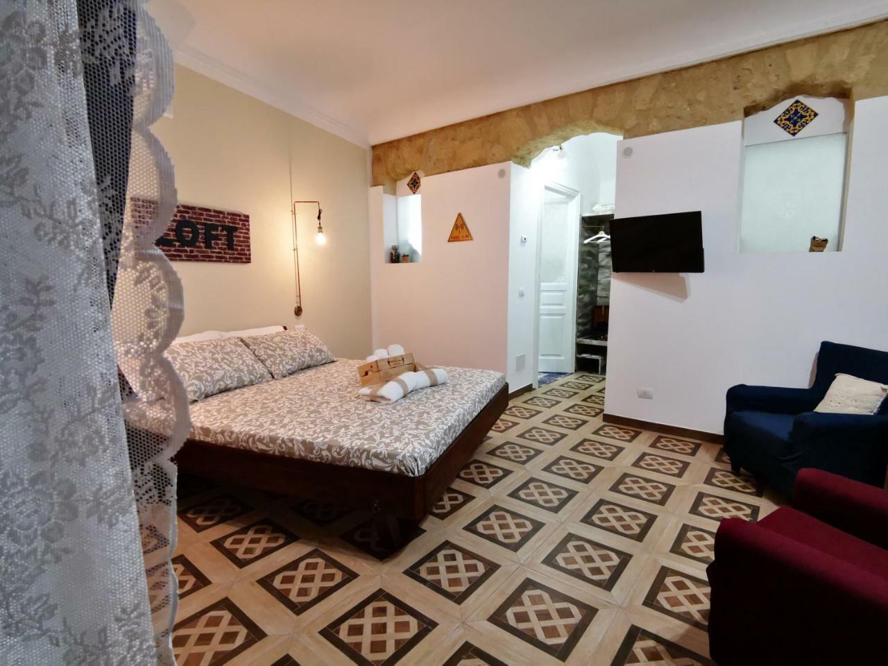 Suite Inn Centro Dimora Storica Enna Eksteriør billede